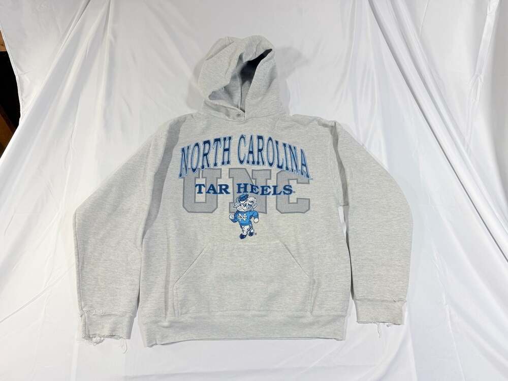 Vintage 90s Logo 7 UNC Tar Heels Heavyweight Hoodie